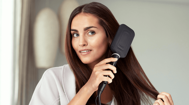 Philips Heated Straightening Brush BHH880/03