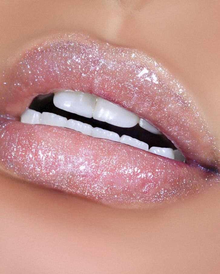 Girlactik Lip Pearls Glosser - Lustrous 7 gm