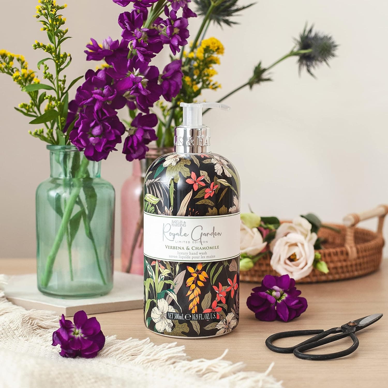 Baylis & Harding Royale Garden Verbena & Chamomile 500ml Hand Wash