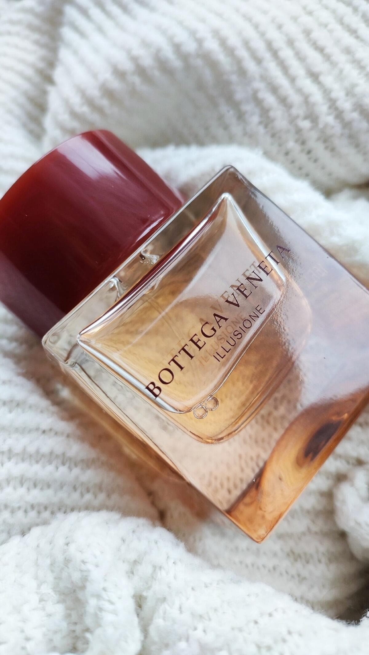 عطر بوتيغا فينيتا إيلوجين أو دو بارفان للنساء - 75 مل