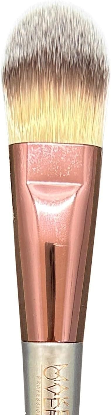 Makeover22 Small Foundation Brush Pb003