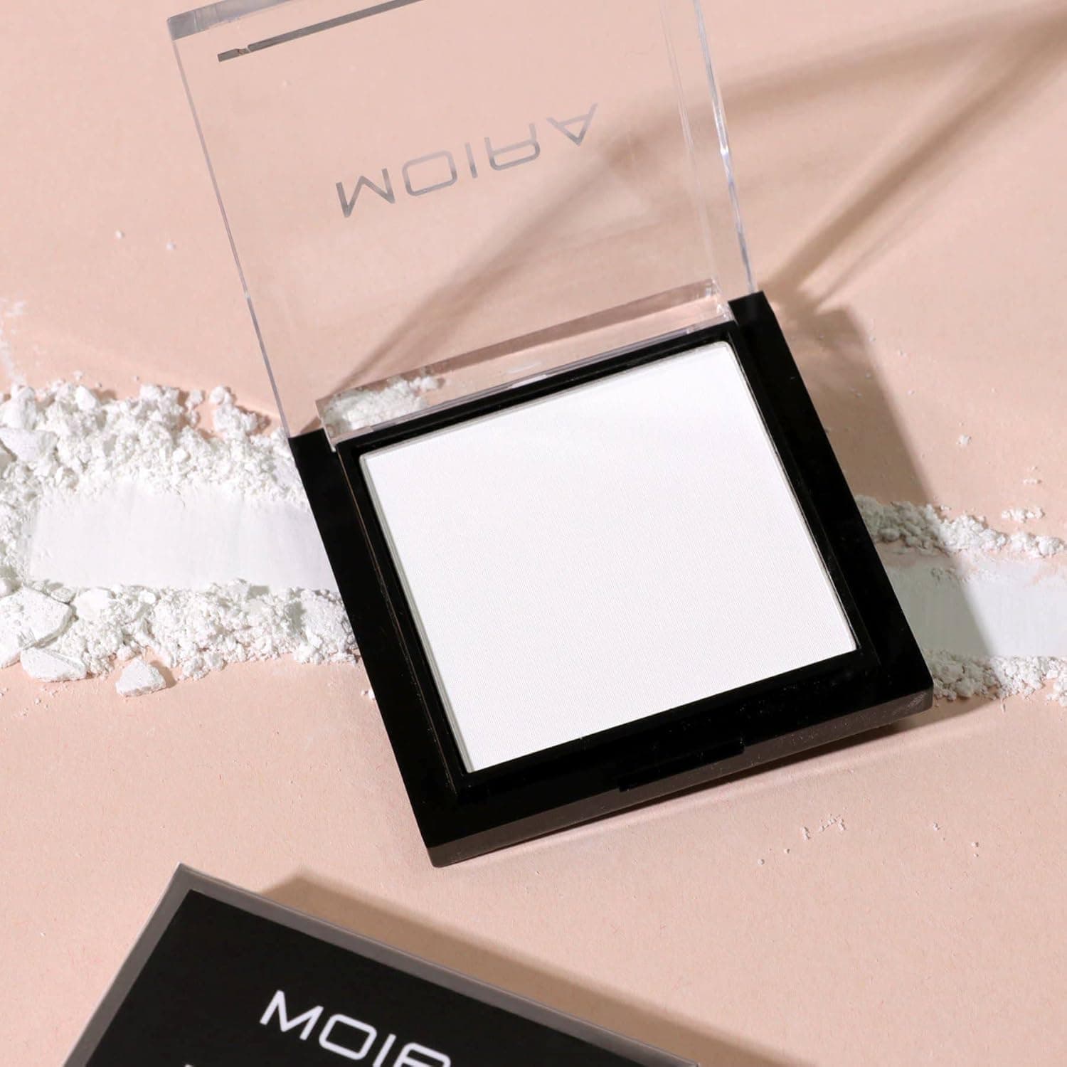 Moira Lfp100- Lavish Pressed Finishing Powder (Translucent)