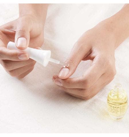 Beter Treasure Almond Oil For Nails And Cuticles Nail Care