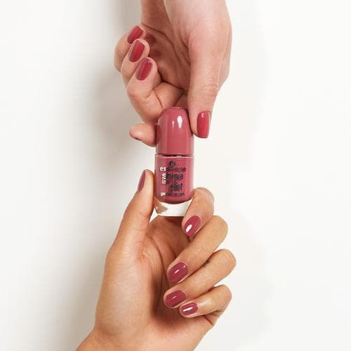 Essence Shine Last & Go! Gel Nail Polish 10